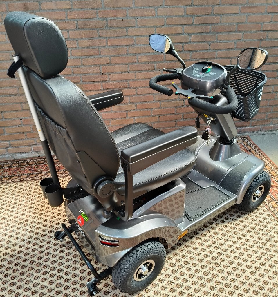 scootmobiel Sterling S425  Z.G.A.N. -6 maanden, Ophalen, 16 t/m 25 km, Zo goed als nieuw, Sterling