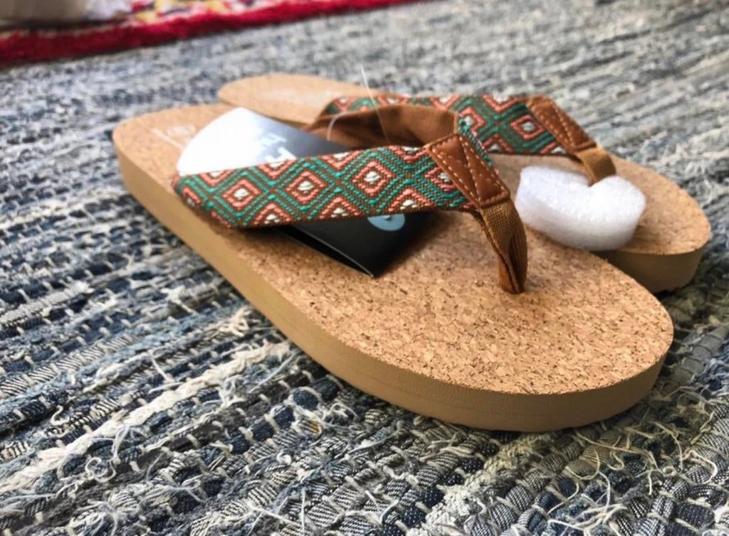 Human nature walensee slippers maat 40, Slippers, Overige kleuren, Nieuw, Ophalen of Verzenden