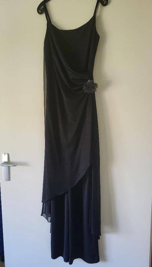 Gala/avond jumpsuit met stola maat XS, Kleding | Dames, Gelegenheidskleding, Galajurk, Zwart, Ophalen of Verzenden, Zo goed als nieuw