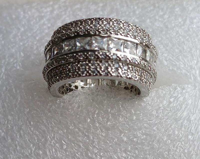 Brede sterling zilveren ring.925, Sieraden, Tassen en Uiterlijk, Ringen, 18 tot 19, Ophalen of Verzenden, Zo goed als nieuw, Dame