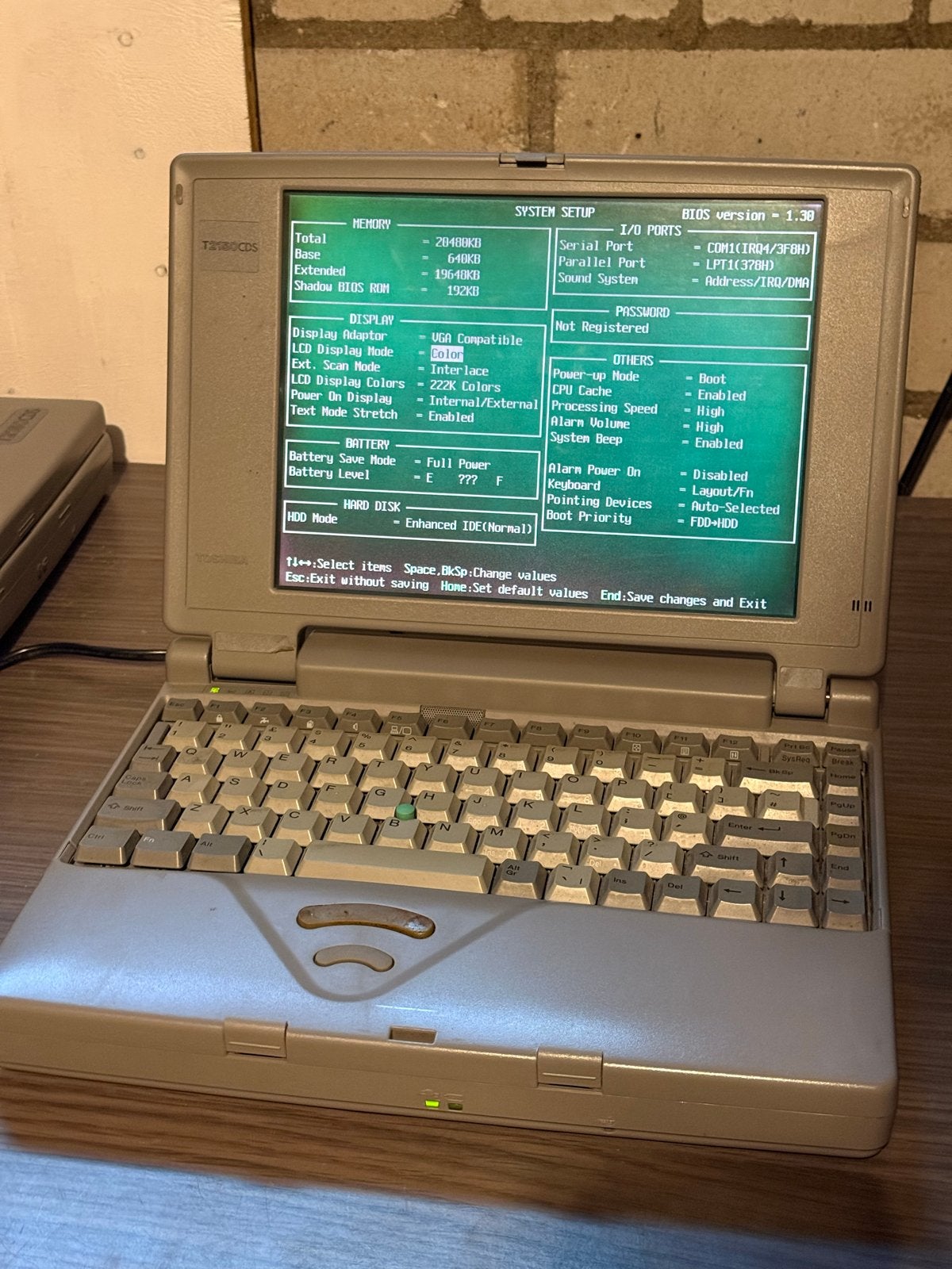 Toshiba T2150CDS Vintage Laptop - Werkend, Computers en Software, Vintage Computers, Ophalen of Verzenden