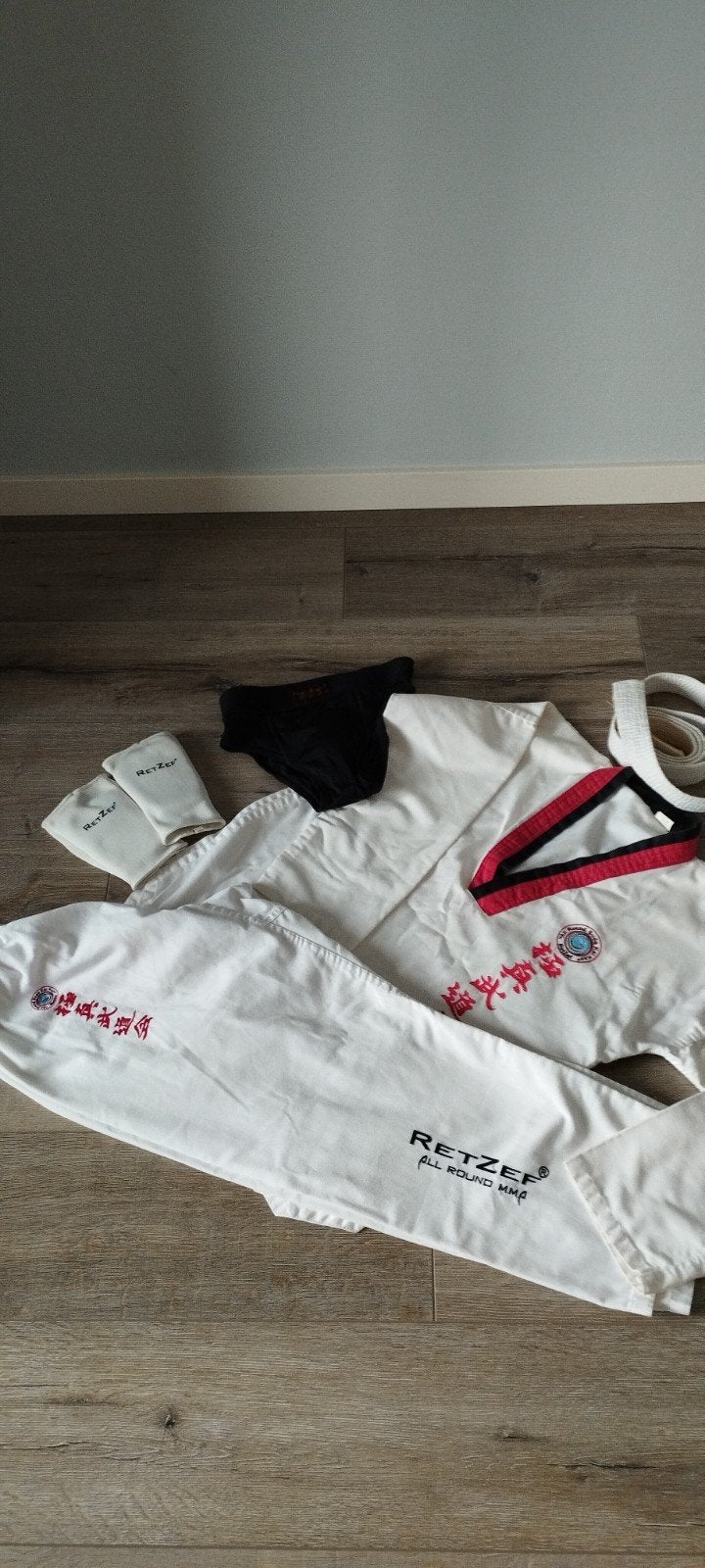 Krav Maga / Judo / Vechtsport pak maat 140 met toebehoren, Ophalen of Verzenden, Gebruikt, Jongen of Meisje