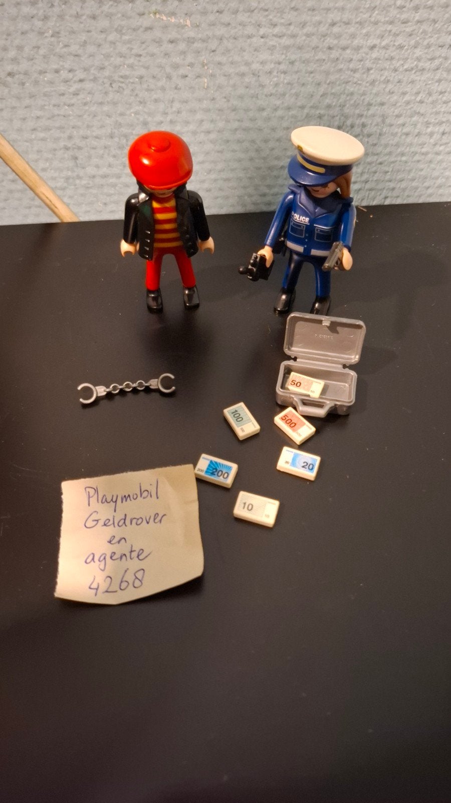 Playmobil Geldrover en Agent 4268 met accessoires, Kinderen en Baby's, Speelgoed | Playmobil, Gebruikt, Complete set, Figuren