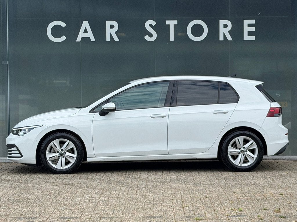 Volkswagen Golf 1.0 eTSI Life Business MEMORY /CAMERA/NAV, Gebruikt, Bedrijf, 650 kg, Golf