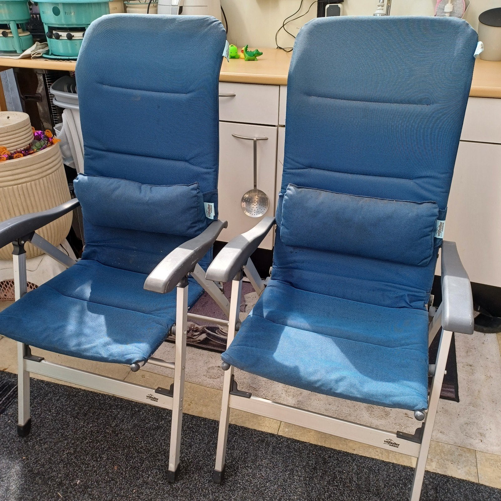 2x vrijbuiter outdoor relaxstoel  25€ 1 koop, Caravans en Kamperen, Kampeermeubelen, Ophalen, Campingstoel