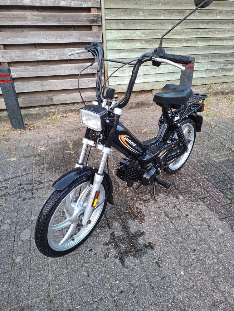 GEZOCHT tomos of puch brommer/snorfiets, Fietsen en Brommers, Ophalen of Verzenden, Gebruikt