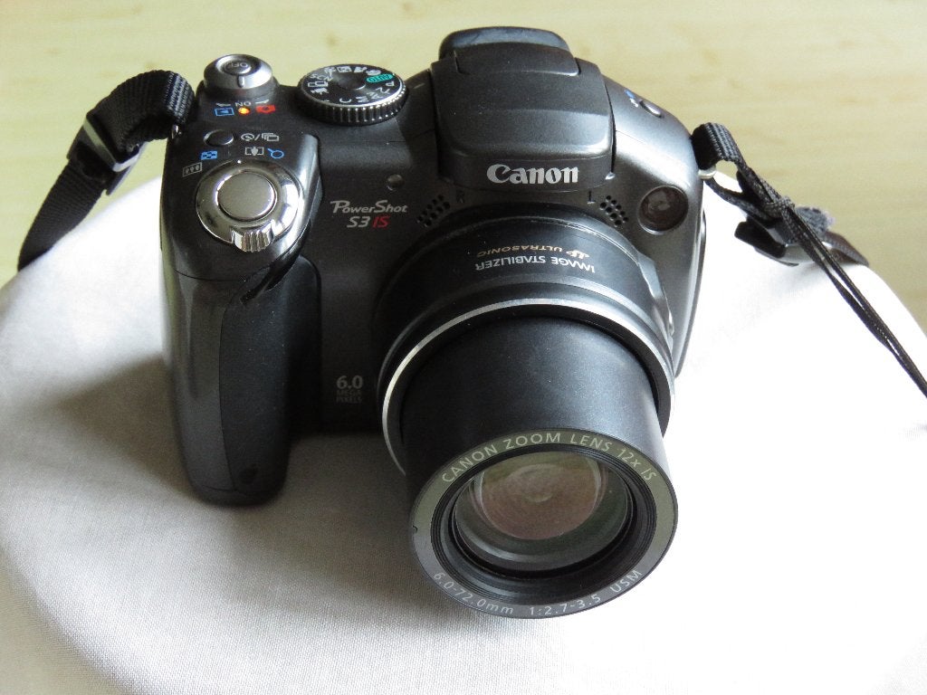 Foto 3 van Canon Powershot S3 IS met tele- en wijdhoekconverters
