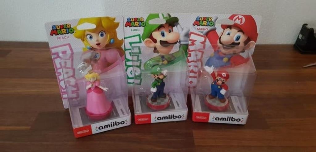Amiibo Super Mario Collectie: Mario, Luigi, Peach Set 30Incl, Ophalen of Verzenden, Nieuw