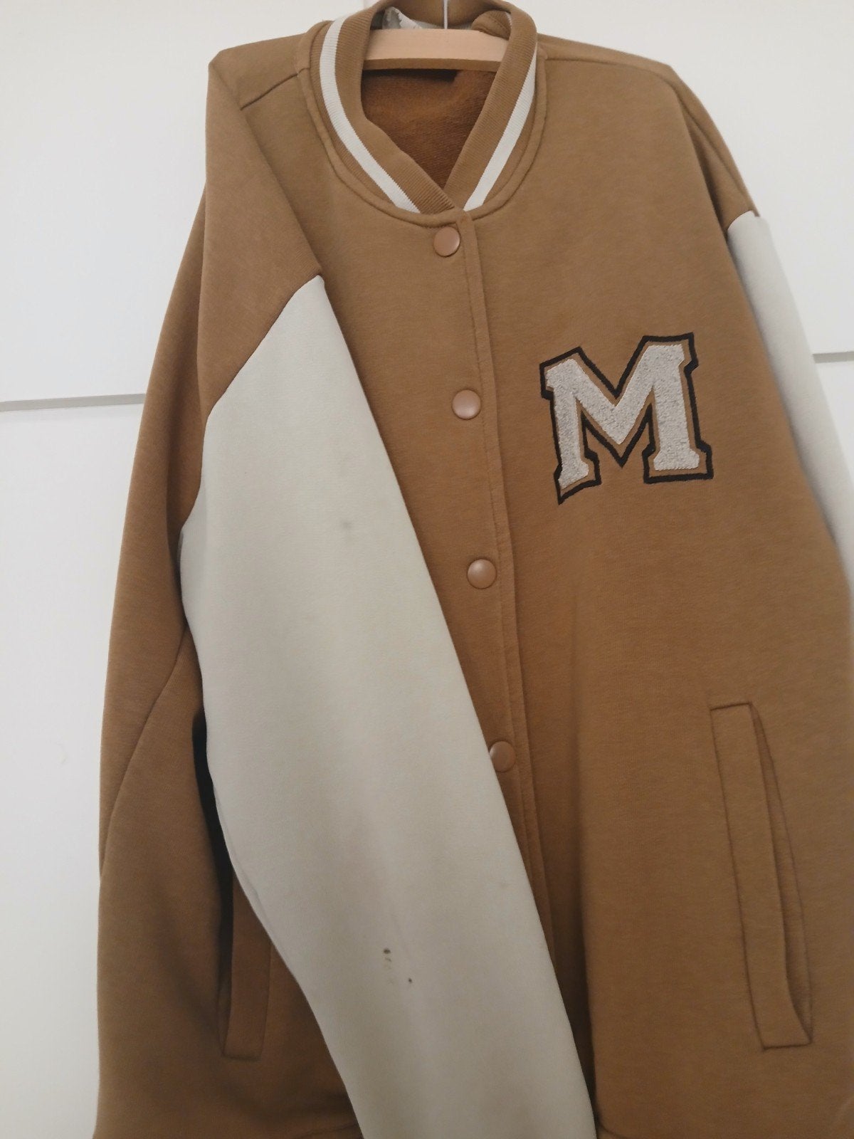Madness varsity jacket maat XS, Ophalen, Bruin, Madness, Maat 34 (XS) of kleiner