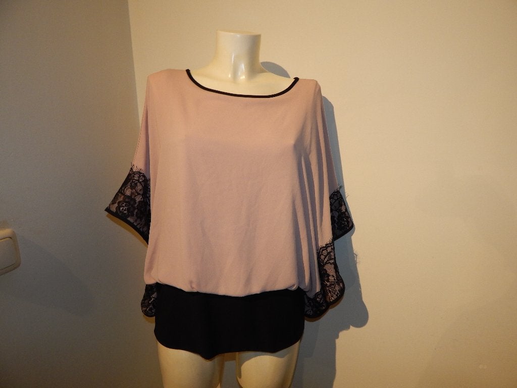 Joseph Ribkoff top baggy look licht roze zwart kant mt 42