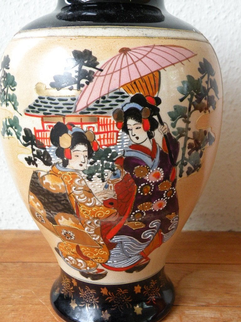 Vaas, Japans. Hoogte 25 cm., Antiek en Kunst, Antiek | Vazen, Ophalen of Verzenden