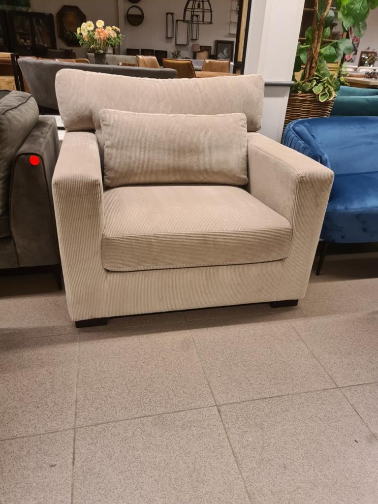 Nieuwe Givenchie Franchesca loveseat grijze ribcord €295, Ophalen, Industrieel landelijk barok brocante koloniaal boheems vintage