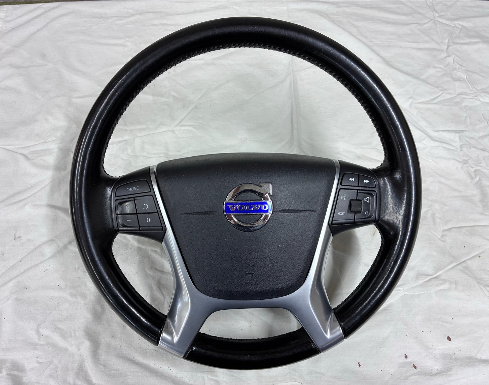 Volvo Stuurwiel voor diverse modellen met Airbag - Gebruikt, Auto-onderdelen, Ophalen of Verzenden, Gebruikt, Volvo
