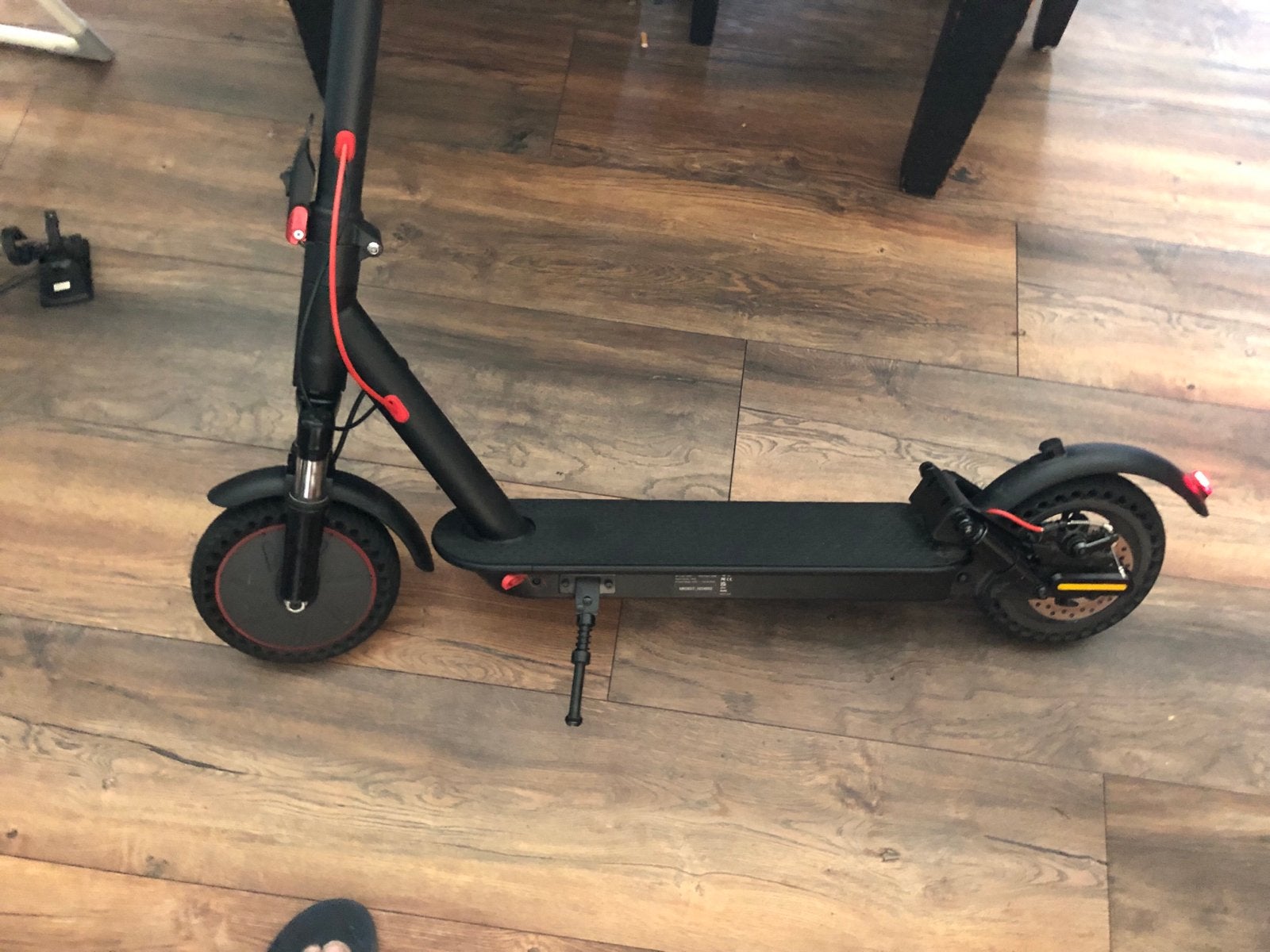Elektrische step met vering, licht en display - Z.G.A.N., Fietsen en Brommers, Steps, Ophalen of Verzenden, Zo goed als nieuw