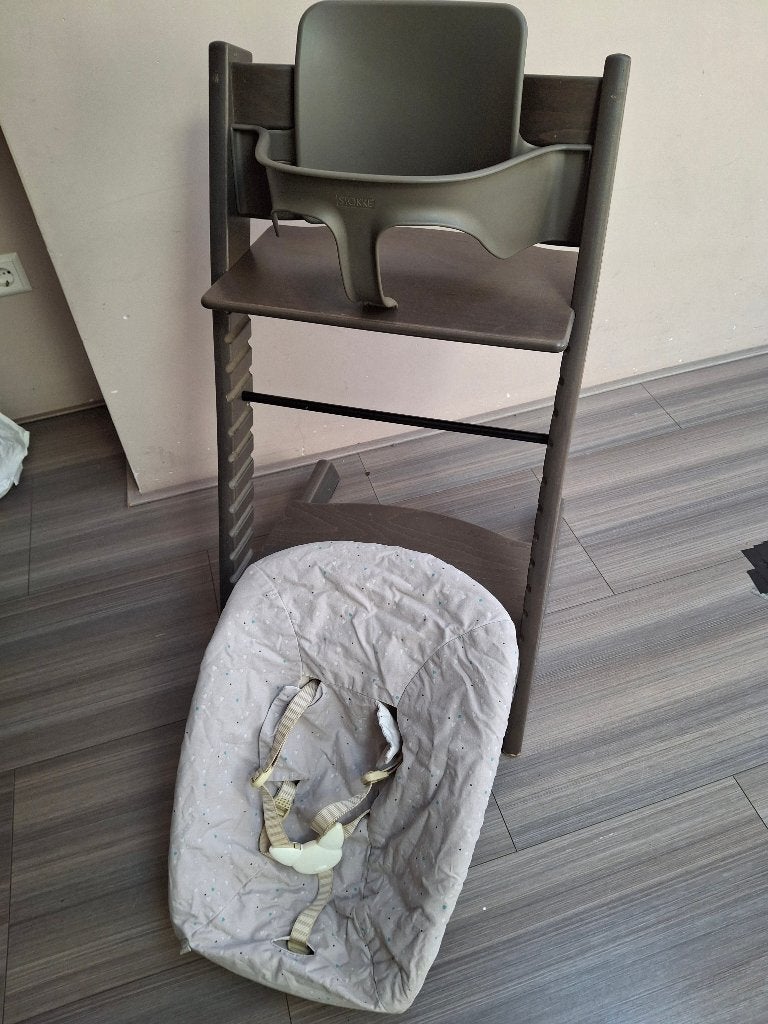 Stokke Tripp Trapp stoel, met newbornset en babyset, Ophalen, Gebruikt, Meegroeistoel, Aanschuifbaar