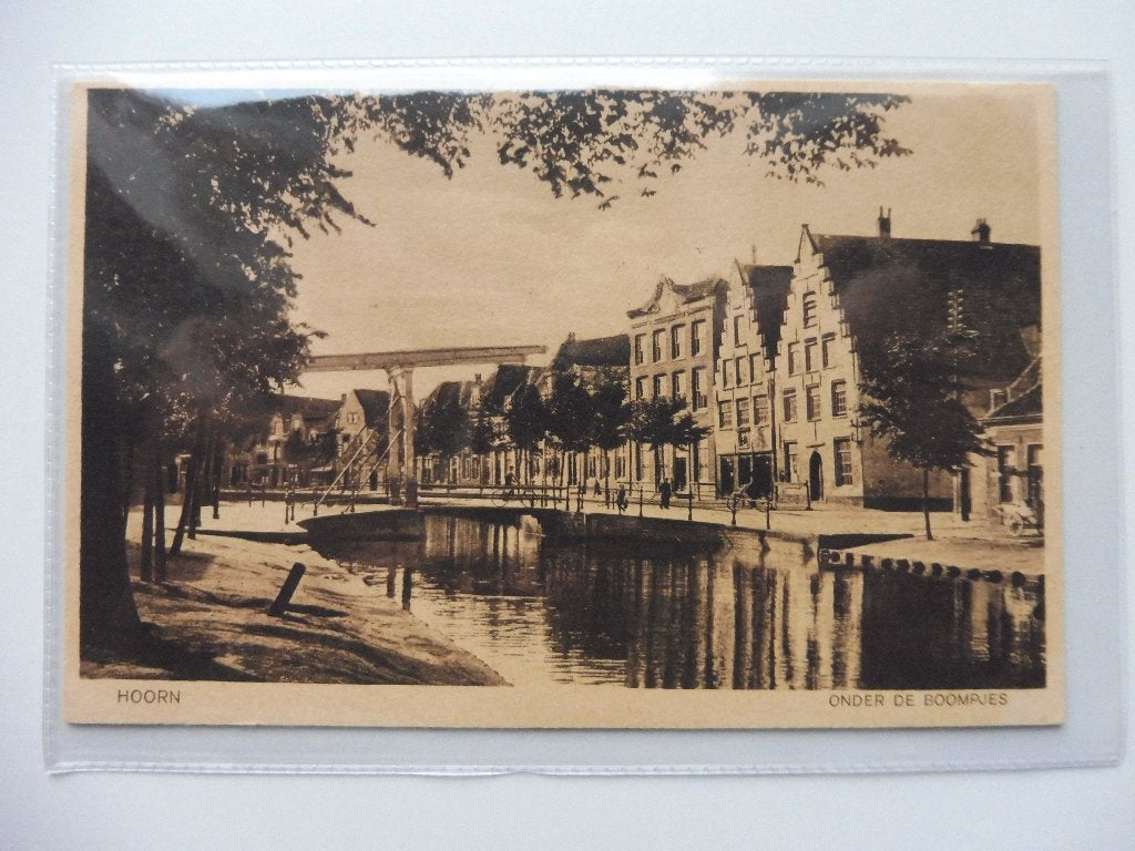 Briefkaart/Ansichtkaart-Hoorn-onder de boompjes  -1920/1940, Verzenden, 1920 tot 1940, Ongelopen, Noord-Holland