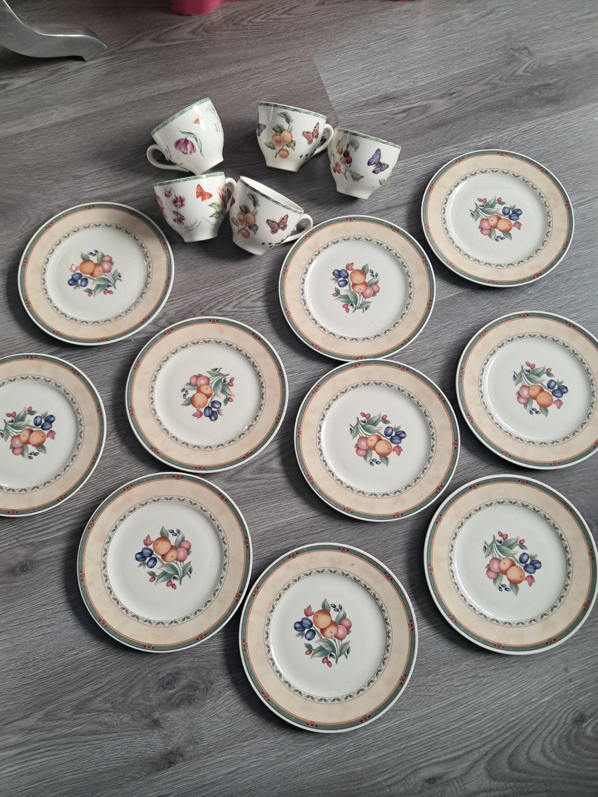 10 schotels van Heinrich Winterling, Ophalen