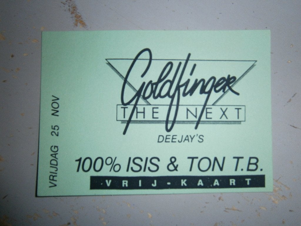 GOLDFINGER THE NEXT – 100% ISIS & TON T.B. - Vrij-Kaart 1994, Verzamelen, Ophalen, A4 of kleiner, Rechthoekig Liggend, Zo goed als nieuw