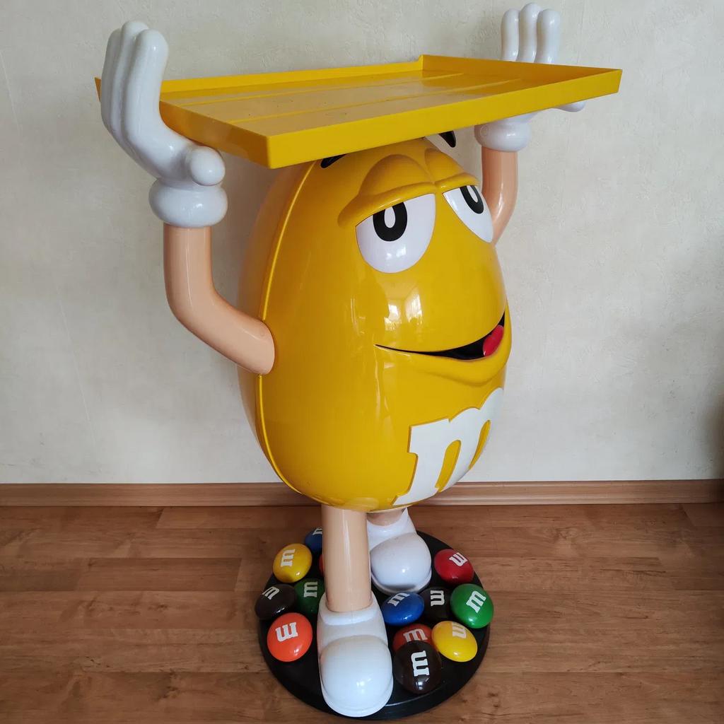 M&M's display/tafel - Plaat kapot - 1 meter hoog, Kunststof, Gebruikt, Ophalen of Verzenden, 75 cm of meer