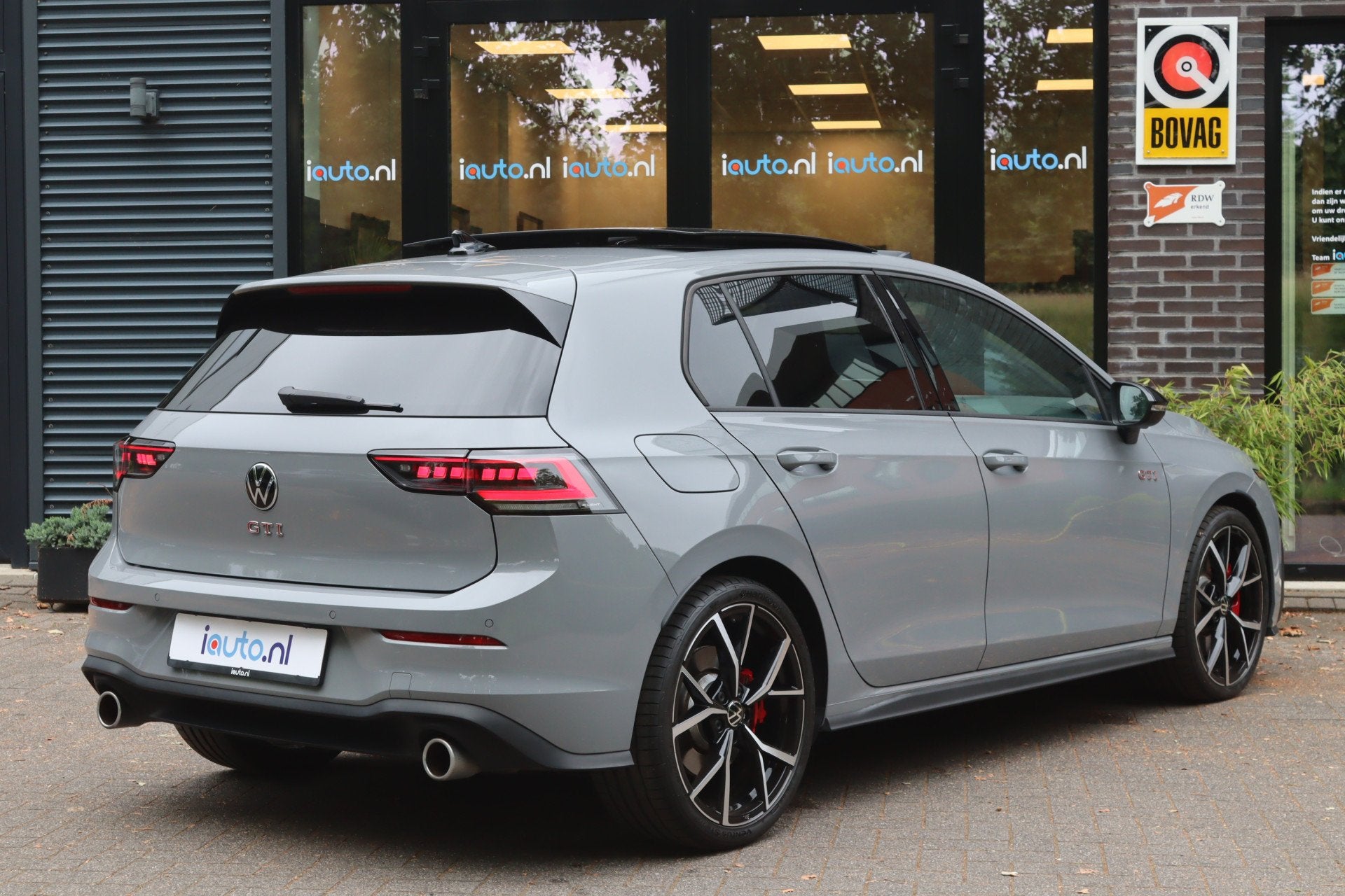 Volkswagen Golf 8.5 2.0 TSI 195kW GTI Pano/IQ.Light/Keyless/, 12 maanden, Gebruikt, Euro 6, 4 cilinders