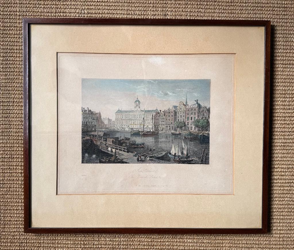 Antieke prent uit 1831 - Stadhuis / Paleis van Amsterdam, Antiek en Kunst, Kunst | Etsen en Gravures, Ophalen, Ingelijst, Architectuur