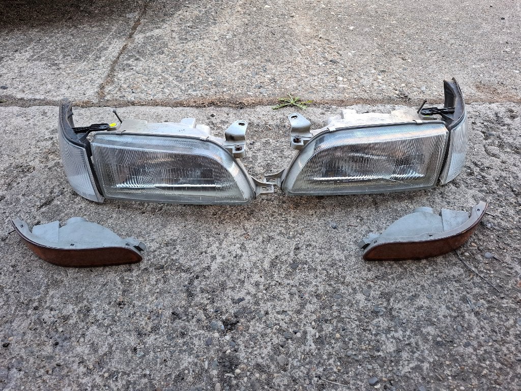 Lichten Toyota corolla  e10, Auto-onderdelen, Verlichting, Verzenden, Gebruikt, Toyota