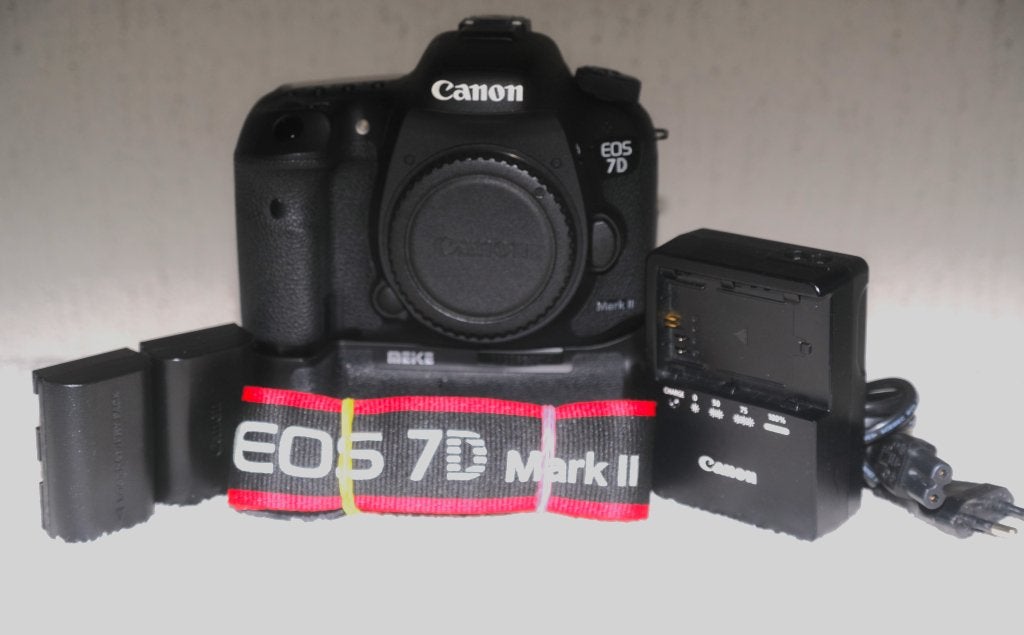 Canon 7D mark 2; Canon 5D mark 2; Nikon D300S lees de tekst, Gebruikt, Spiegelreflex, Canon, Ophalen of Verzenden