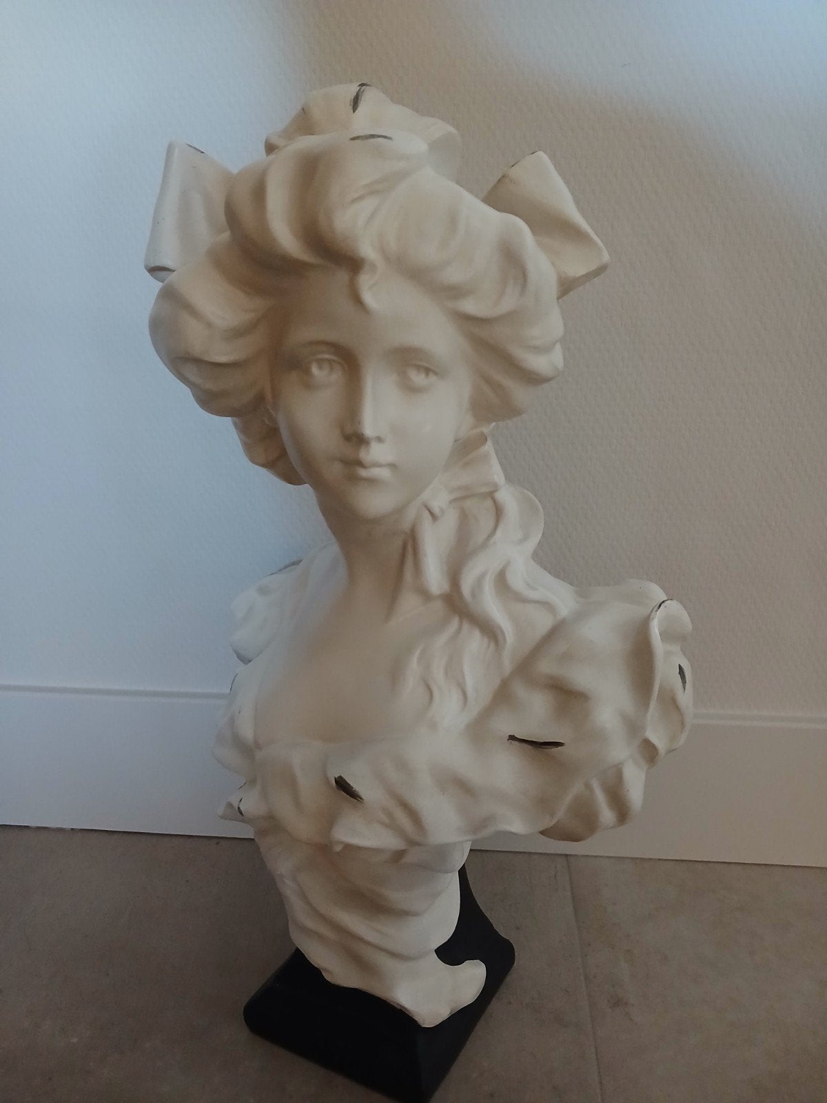borstbeeld, Ophalen of Verzenden, Beige