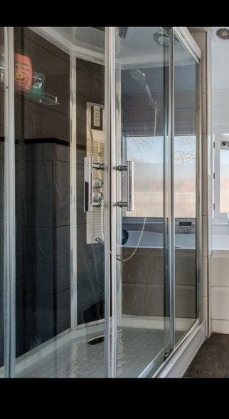 Douchecabine gratis afhalen/demonteren graag door ervaren!!, Ophalen, Gebruikt, Douche