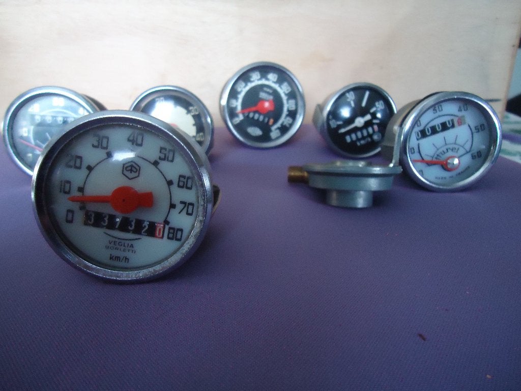 Diverse Km. Tellers oa Puch VDO Huret Veglia Gilera, Fietsen en Brommers, Brommeronderdelen | Oldtimers, Ophalen of Verzenden