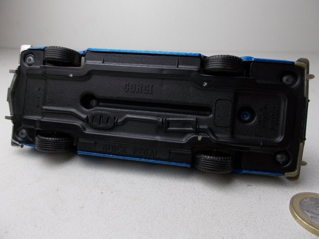1977 Corgi Toys 416 BUICK REGAL POLICE (Blue metallic) Izgst, Ophalen of Verzenden, Zo goed als nieuw, Auto, Corgi