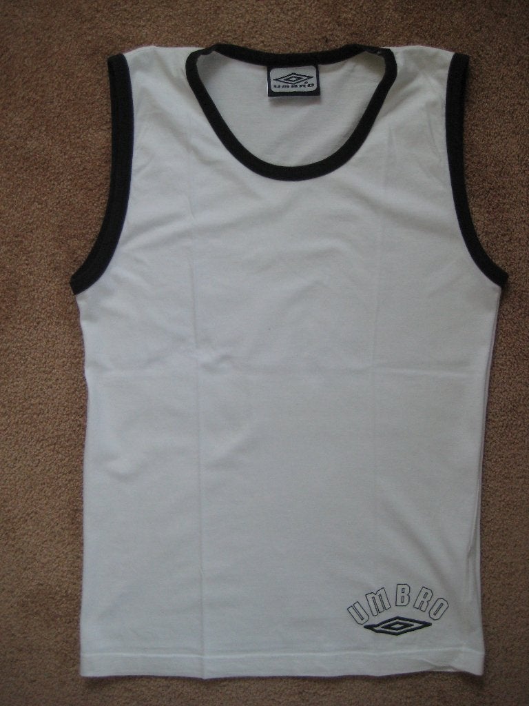 Nieuw: Umbro top - shirt - singlet - tanktop. Maat M., Maat 48/50 (M), Beige, Nieuw, Ophalen of Verzenden