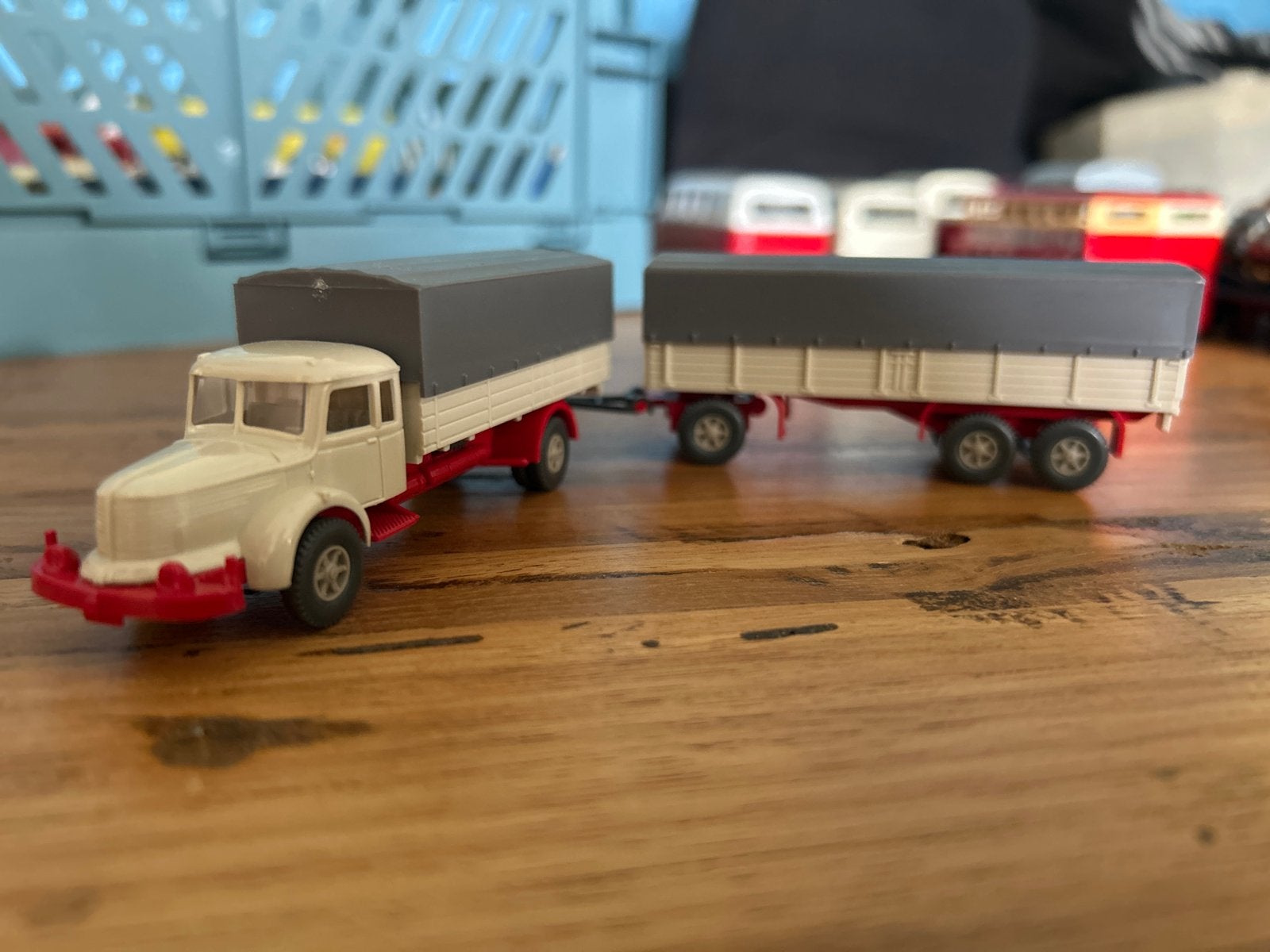 Vintage modelvrachtwagen met aanhanger - Gebruikt, Overige merken, Gebruikt, 1:50 of kleiner, Ophalen of Verzenden