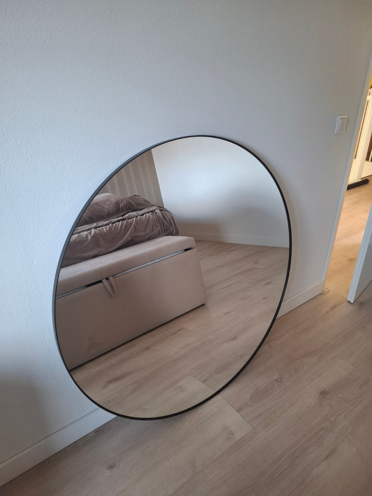Grote Ronde Spiegel 110 cm - IKEA LINDBYN Zwart (Zgan), Huis en Inrichting, Woonaccessoires | Spiegels, Ophalen, 100 tot 150 cm