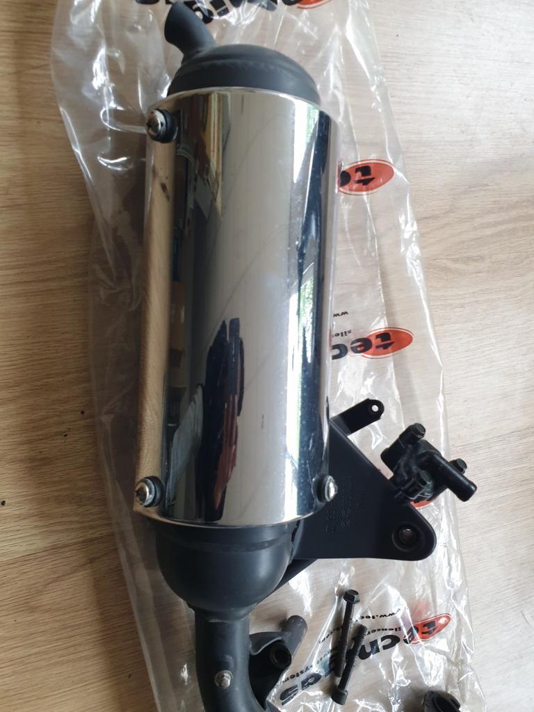 Kymco Oem uitlaat gebruikt, 2-takt. Dink, people, super 8/9, Motoren, Ophalen of Verzenden, Gebruikt