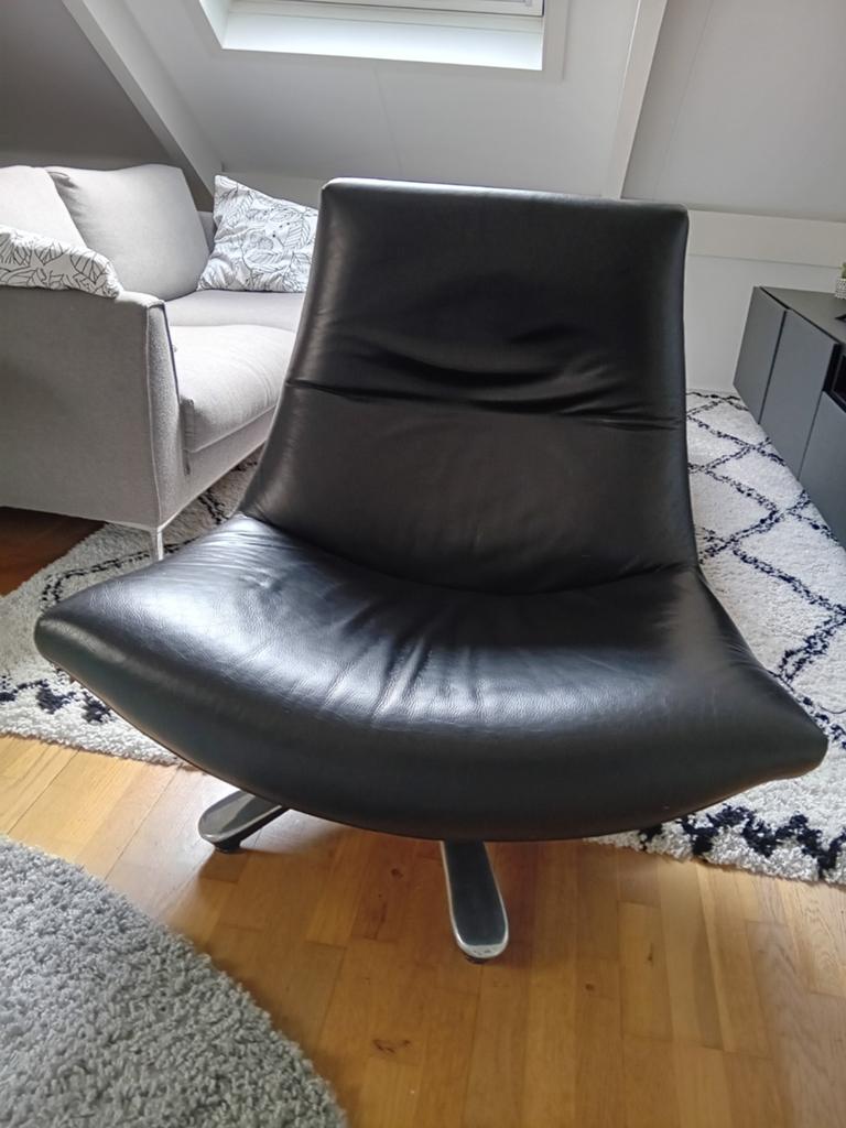 Zwarte fauteuil dyyk, Ophalen, Zo goed als nieuw, Zwart, Eén