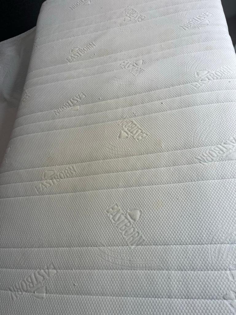 Eastborn matras 90x210cm 2x, Ophalen, 90 cm, Eenpersoons, Zo goed als nieuw