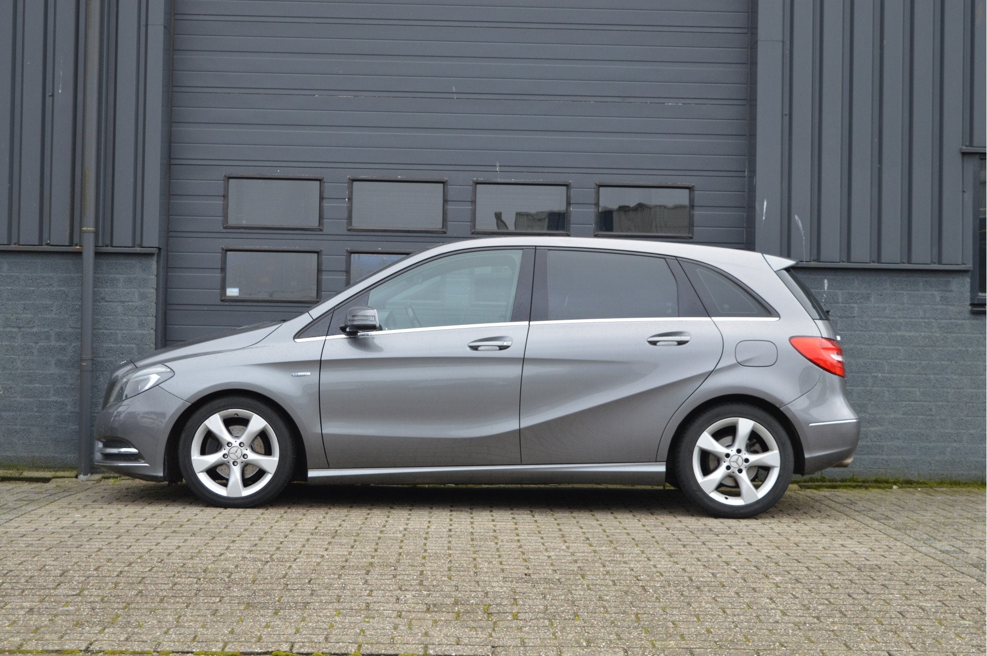 Mercedes-Benz B-Klasse 180 Ambition | ORG NL | (bj 2012), Auto's, Mercedes-Benz, Voorwielaandrijving, Euro 5, Gebruikt, 4 cilinders