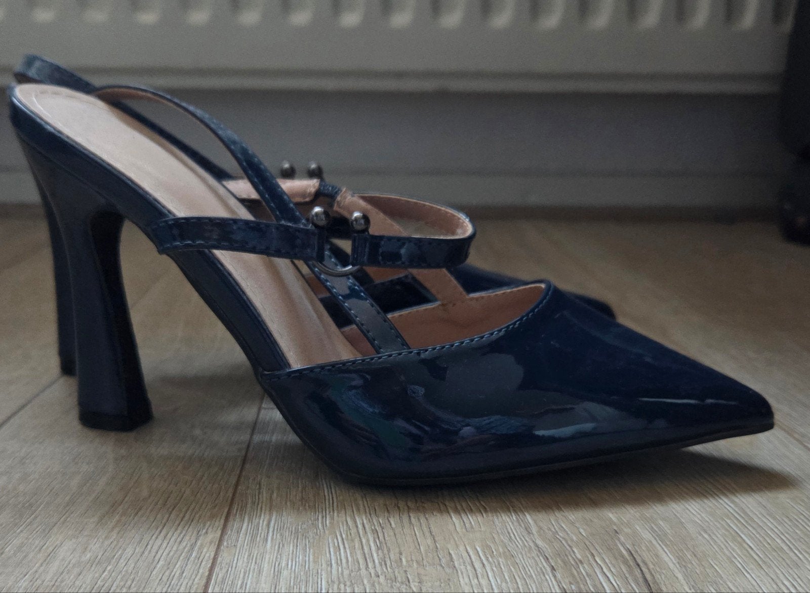 Mooie, zgan elegante dames schoenen maat 39, Ophalen of Verzenden, Zo goed als nieuw, Schoenen met hoge hakken
