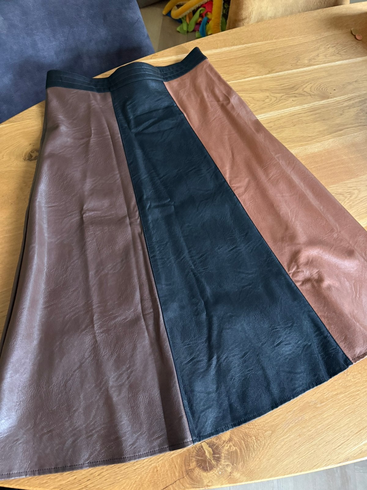 Nieuwe lederen rok maat L, Kleding | Dames, Bruin, Maat 42/44 (L), Nieuw, Ophalen of Verzenden