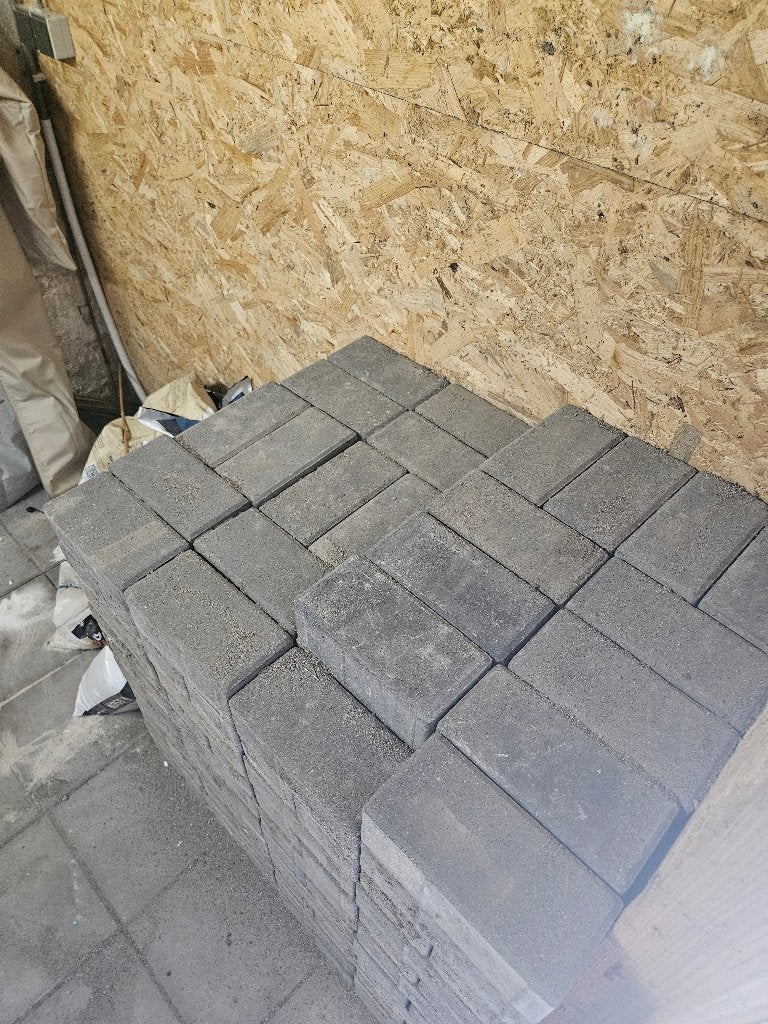 Beton klinkers, Tuin en Terras, Ophalen, Klinkers, Zo goed als nieuw, Minder dan 5 m²