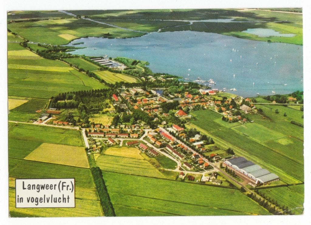 Langweer (Fr, nabij Joure) in vogelvlucht, Verzamelen, Ansichtkaarten | Nederland, Ophalen of Verzenden, 1960 tot 1980, Gelopen