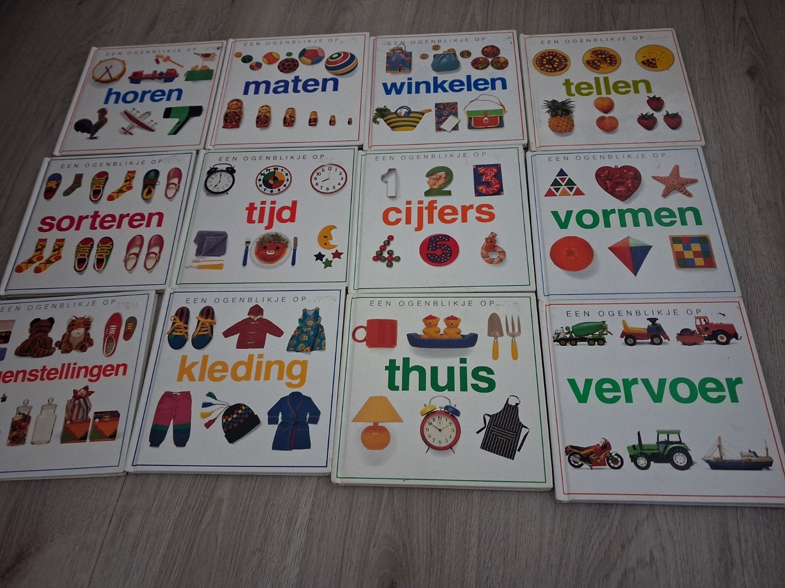 Een ogenblikje op kinderserie boeken, Boeken, Kinderboeken | Baby's en Peuters, 3 tot 4 jaar, Toni Rann, Uitklap-, Voel- of Ontdekboek