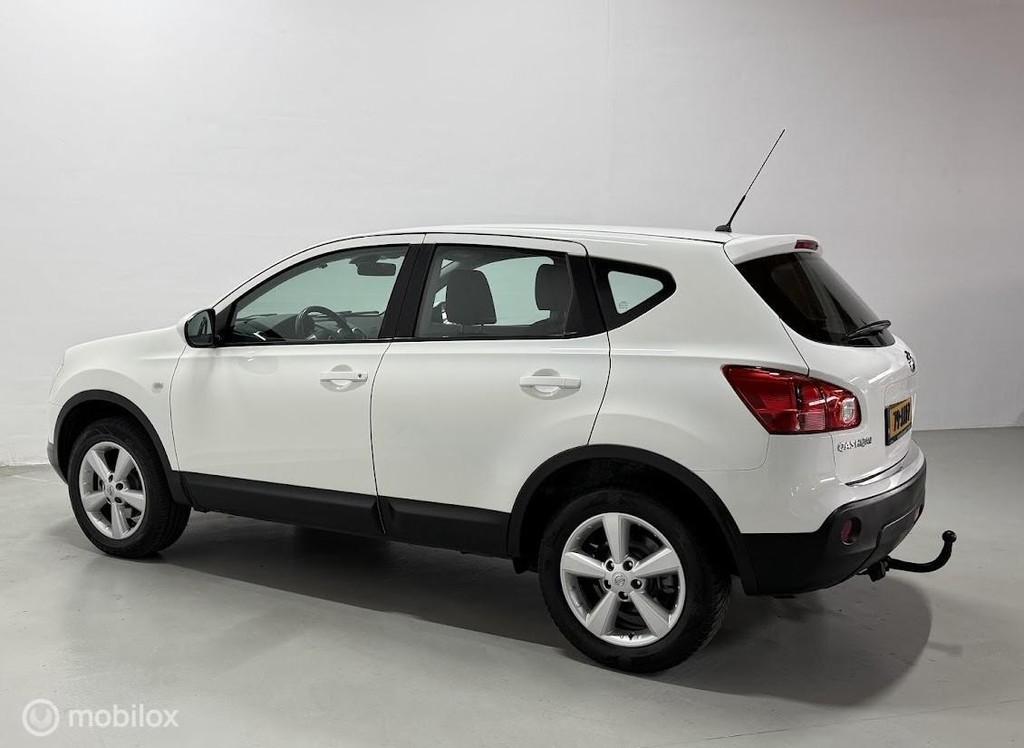 Nissan Qashqai 1.6 Acenta | CLIMA | TREKHAAK, Auto's, Nissan, Voorwielaandrijving, 1272 kg, 15 km/l, Gebruikt
