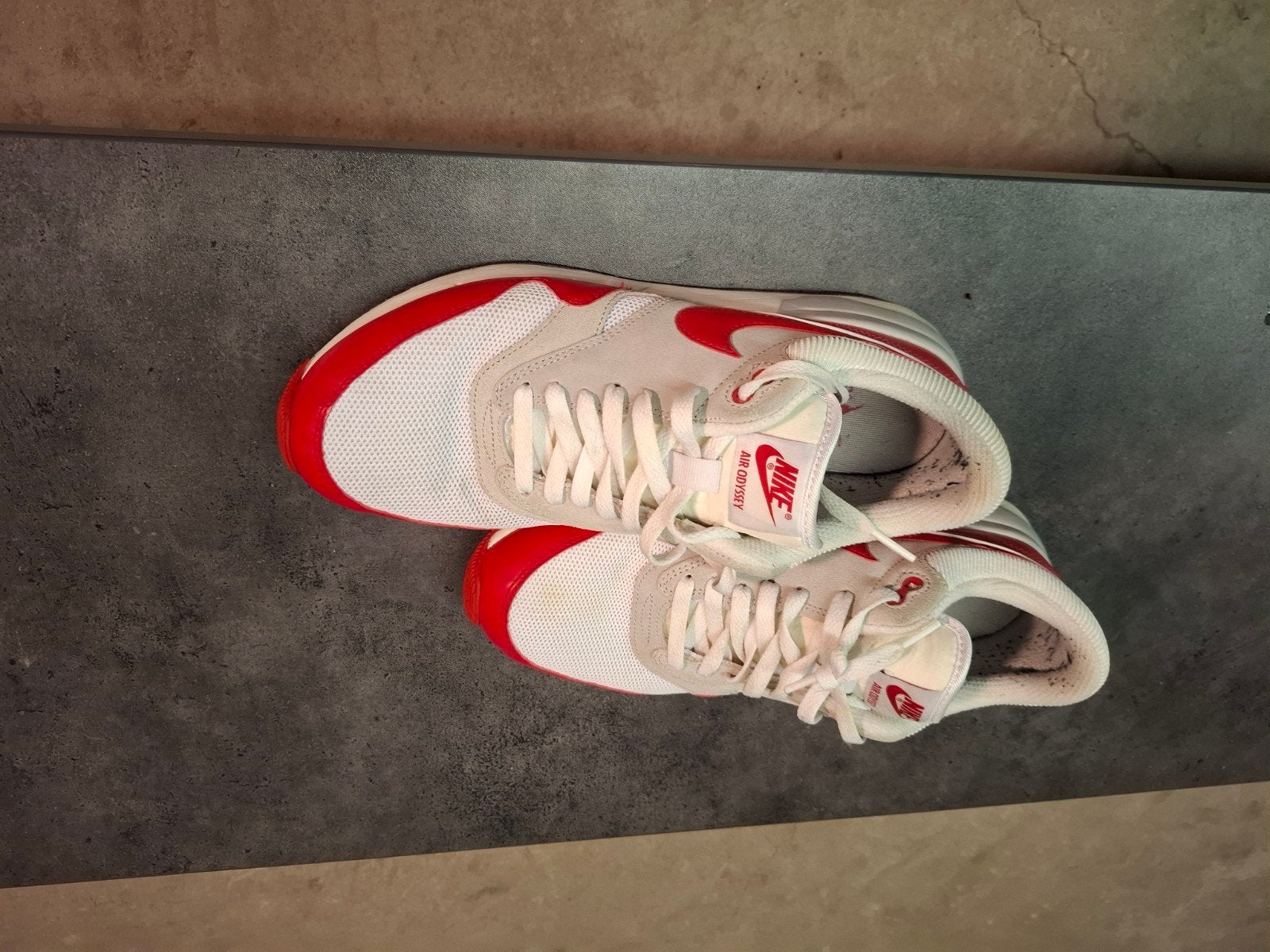 Nike Air Odyssey sneakers - Rood/Wit - Maat 45, Overige kleuren, Nike, Ophalen of Verzenden, Sneakers of Gympen