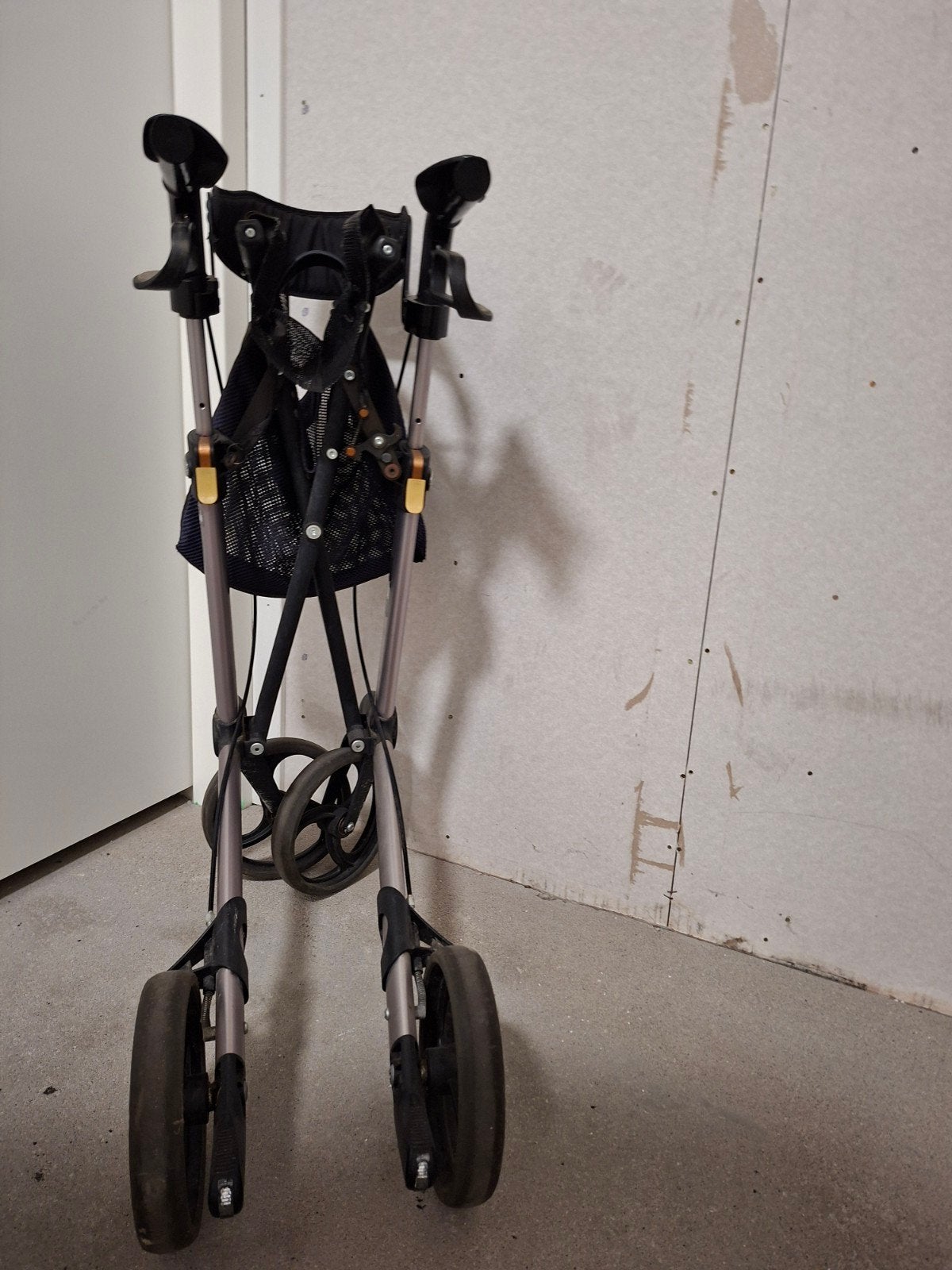 Rollater, Ophalen of Verzenden, Elektrische rolstoel