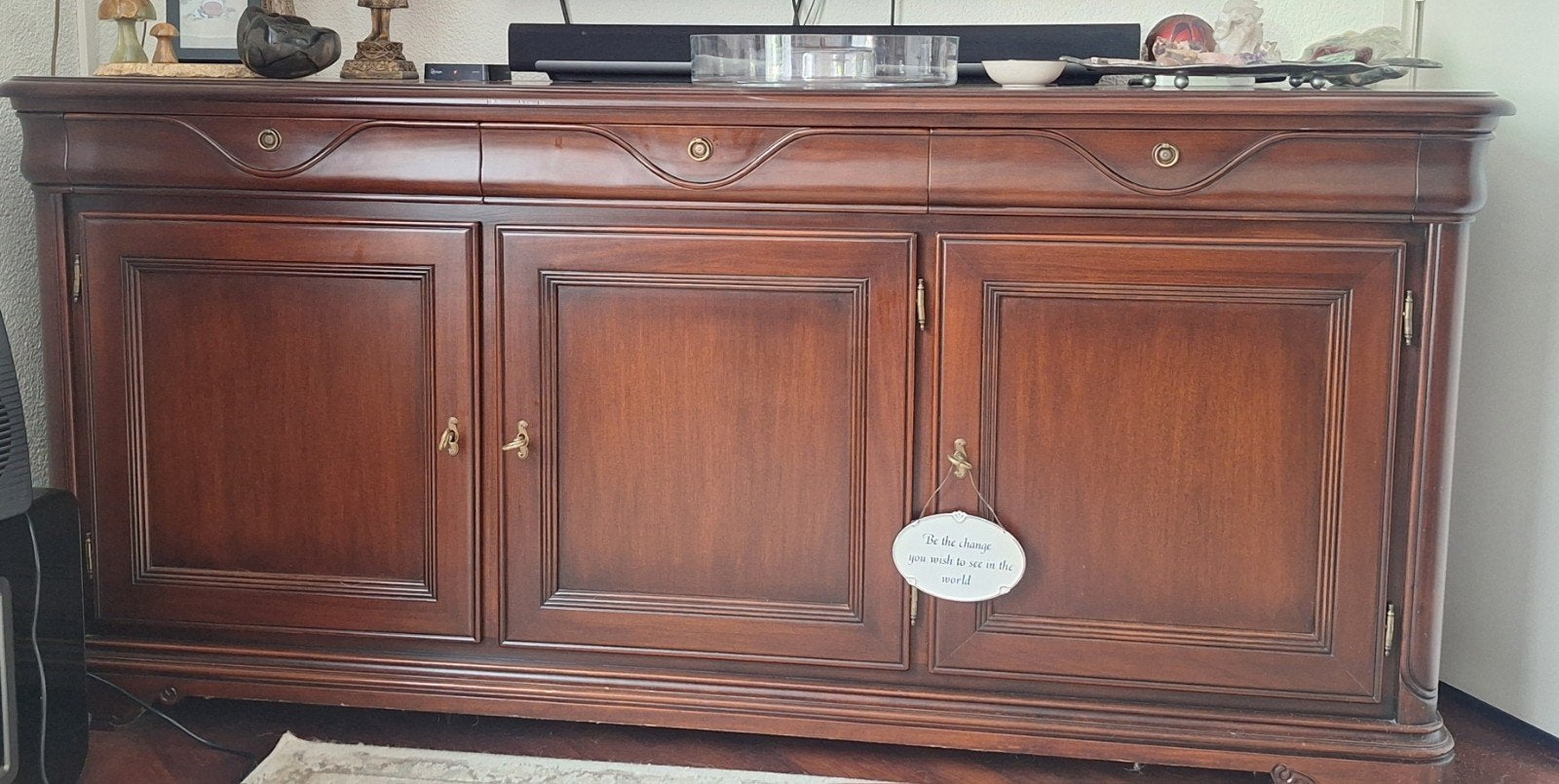 Klassiek kersenhouten dressoir, Ophalen, Klassiek, 150 tot 200 cm, Zo goed als nieuw