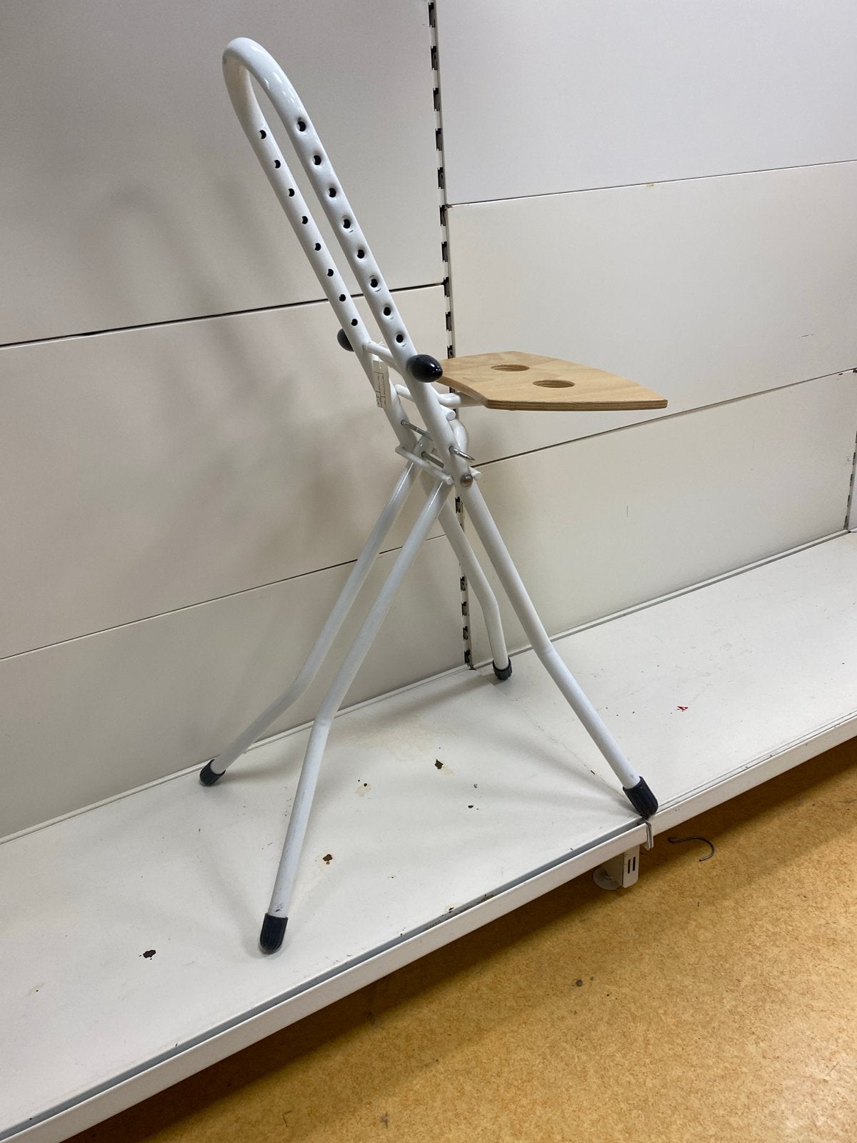 Verstelbare tekentafelstoel / kruk - wit metaal, houten zitt, Gebruikt, Wit, Ophalen of Verzenden, Eén