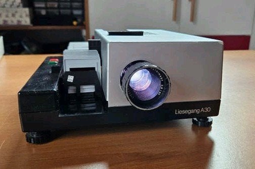 Liesegang A30 diaprojector met afstandsbediening, Ophalen, Gebruikt