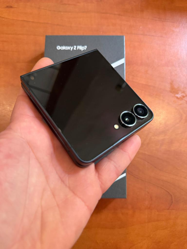 Samsung Galaxy Z Flip 7 256GB Zwart - Zo goed als nieuw, Telecommunicatie, Mobiele telefoons | Samsung, Zo goed als nieuw, Galaxy Z Flip